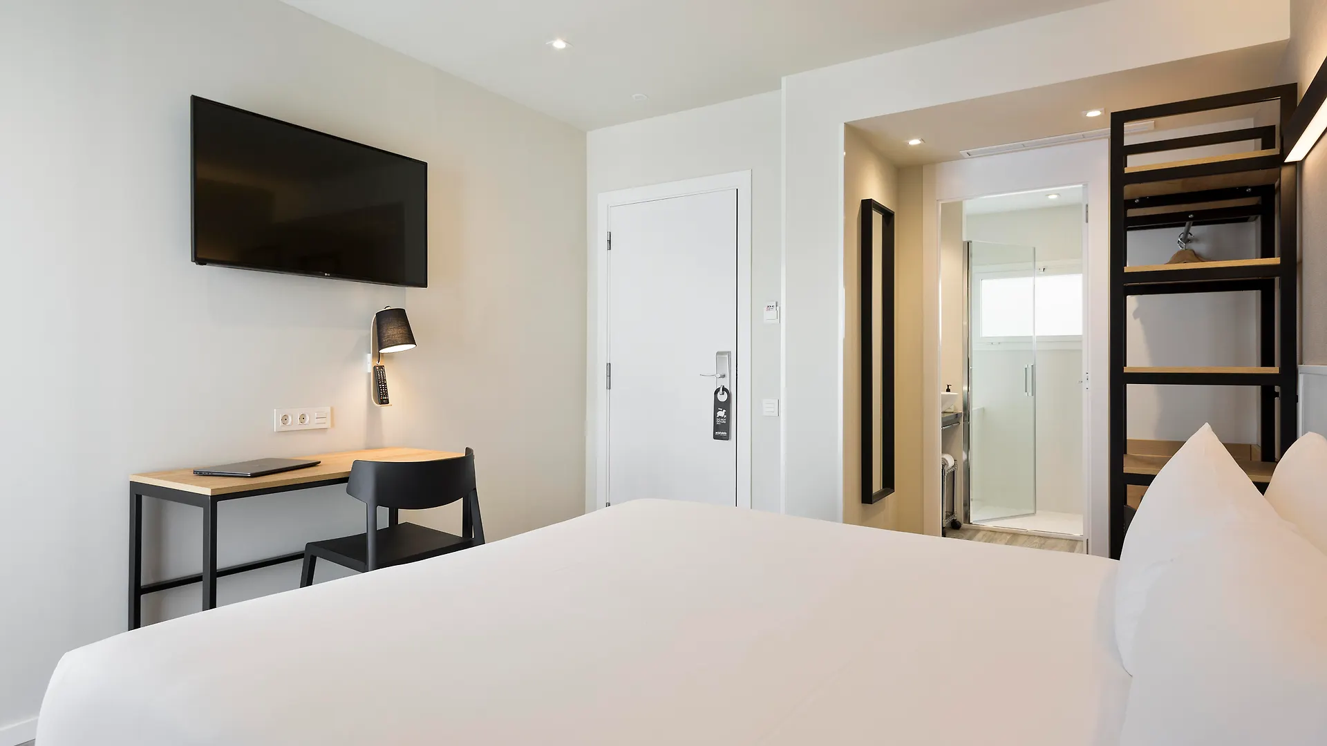 **  Acta Bcn 40 Hotel Barcelona Spain