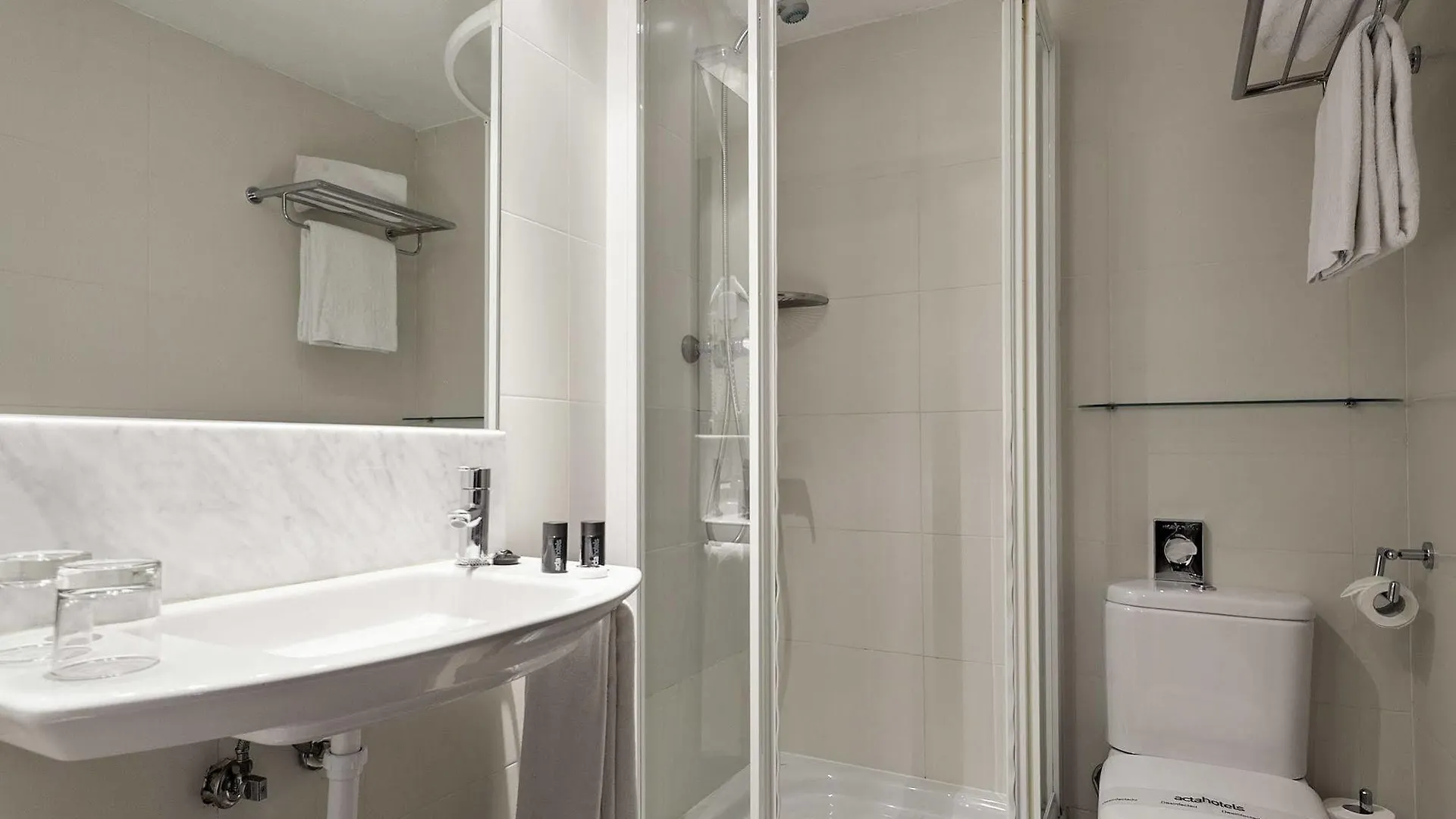 Acta Bcn 40 Hotel Barcelona