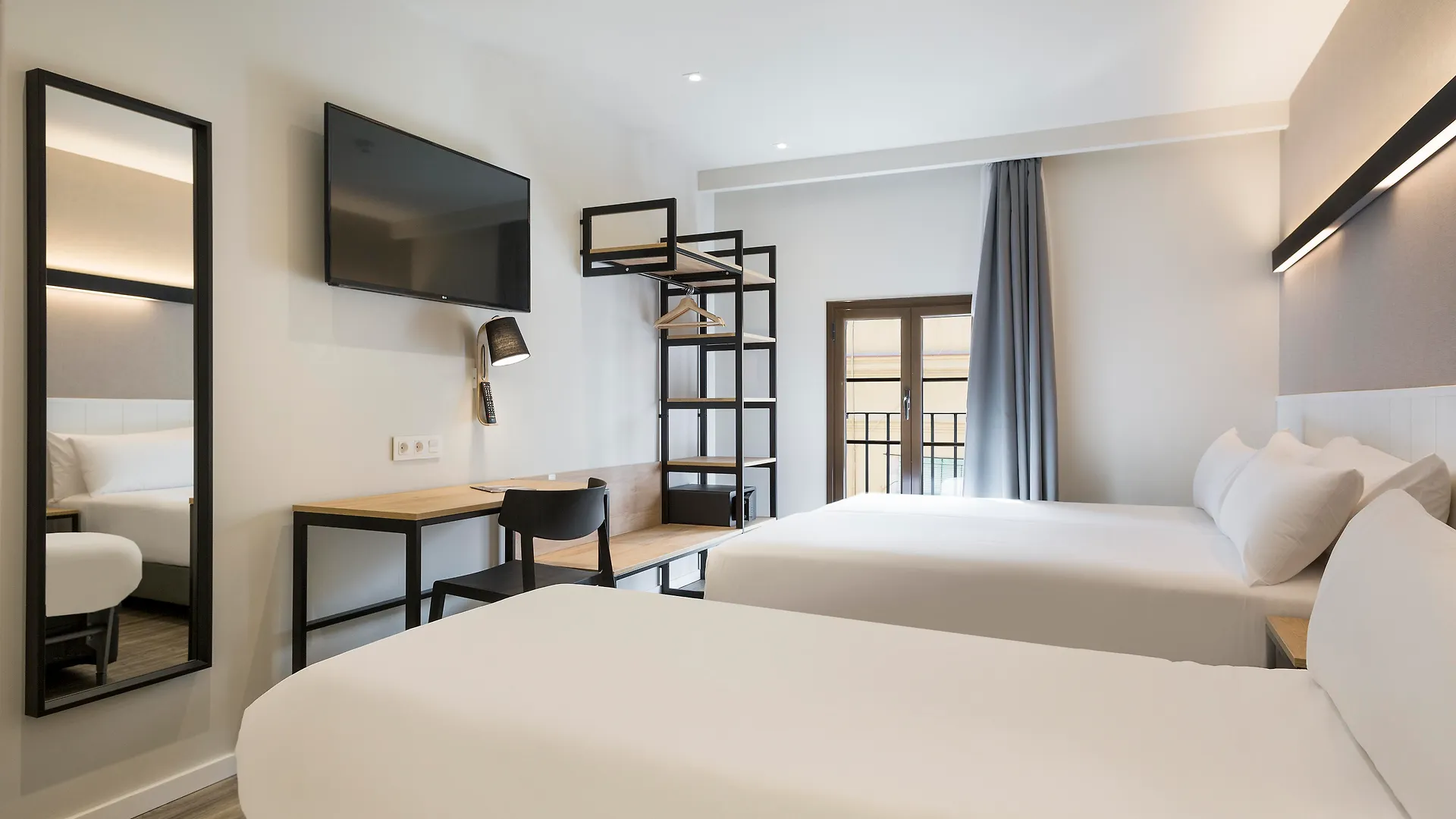 Hotel Acta Bcn 40 Barcelona 2*,